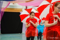 Kleine Feen in den Zweigen (Mädchen Freitag)